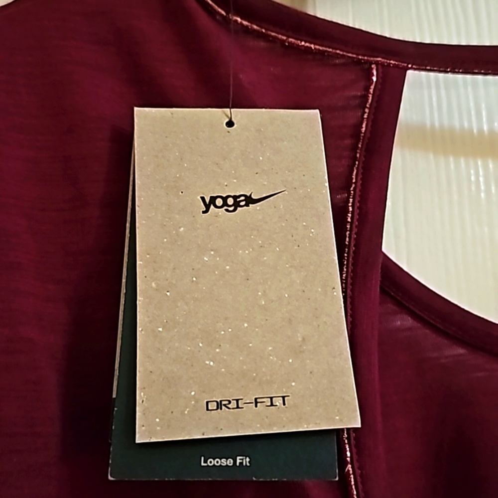 Nike Yoga Dr-Fit Shirt